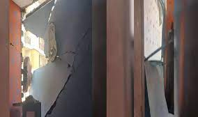 दोस्त के घर टीवी देख रहा था, तभी फटी टीवी...युवक की मौत, 2 जख्मी दोस्त के घर टीवी देख रहा था, तभी फटी टीवी...युवक की मौत, 2 जख्मी