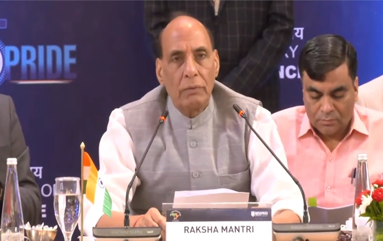 गुजरात में 12वीं रक्षा प्रदर्शनी शुरू, भारत, अफ्रीकी देशों के साथ आगे भी रक्षा प्रबन्धन के लिए प्रतिबद्ध गुजरात में 12वीं रक्षा प्रदर्शनी शुरू, भारत, अफ्रीकी देशों के साथ आगे भी रक्षा प्रबन्धन के लिए प्रतिबद्ध