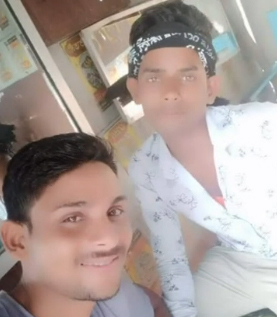 डंपर ने बाइक को मारी टक्कर....! इलाज के दौरान दो युवकों की मौत डंपर ने बाइक को मारी टक्कर....! इलाज के दौरान दो युवकों की मौत