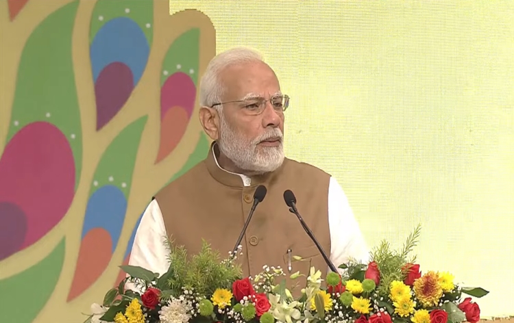 प्रधानमंत्री का आतंकवाद का समर्थन करने वाले देशों पर जुर्माना लगाने का आह्वान, उन्होंने जोर देकर कहा कि आतंकवाद का सफाया होने तक भारत शांति से नहीं बैठेगा प्रधानमंत्री का आतंकवाद का समर्थन करने वाले देशों पर जुर्माना लगाने का आह्वान, उन्होंने जोर देकर कहा कि आतंकवाद का सफाया होने तक भारत शांति से नहीं बैठेगा