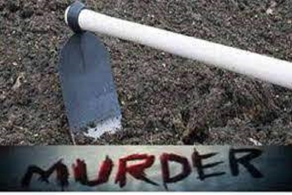 अंधविश्वास के चलते मां ने बेटे की फावड़े से हत्या की...! अंधविश्वास के चलते मां ने बेटे की फावड़े से हत्या की...!