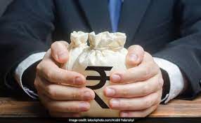 भारत में बीते साल अमीरों की संख्या छह प्रतिशत बढ़कर 13,263 हुई : रिपोर्ट भारत में बीते साल अमीरों की संख्या छह प्रतिशत बढ़कर 13,263 हुई : रिपोर्ट