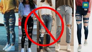 कॉलेज ने छात्रों को टी-शर्ट और फटी जींस पहनने से रोका कॉलेज ने छात्रों को टी-शर्ट और फटी जींस पहनने से रोका