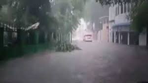 पिछले 24 घंटों में बारिश से संबंधित घटनाओं में 15 लोगों की मौत पिछले 24 घंटों में बारिश से संबंधित घटनाओं में 15 लोगों की मौत