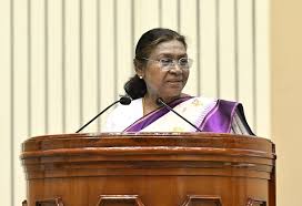 राष्ट्रपति मुर्मू एक अप्रैल को आरबीआई के 90वें वर्ष के समापन समारोह में शामिल होंगी राष्ट्रपति मुर्मू एक अप्रैल को आरबीआई के 90वें वर्ष के समापन समारोह में शामिल होंगी