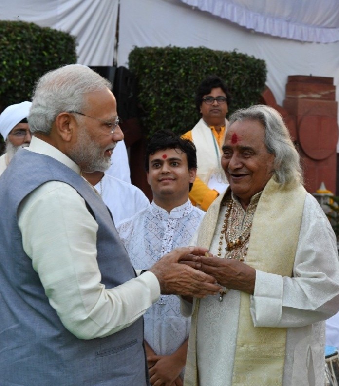 पद्म भूषण से सम्मानित शास्त्रीय गायक पंडित छन्नूलाल मिश्र का निधन, पीएम मोदी ने जताया दुख पद्म भूषण से सम्मानित शास्त्रीय गायक पंडित छन्नूलाल मिश्र का निधन, पीएम मोदी ने जताया दुख