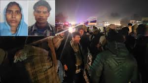 सड़क हादसे में एक ही परिवार के तीन सदस्यों की मौत, एक गंभीर रूप से घायल सड़क हादसे में एक ही परिवार के तीन सदस्यों की मौत, एक गंभीर रूप से घायल