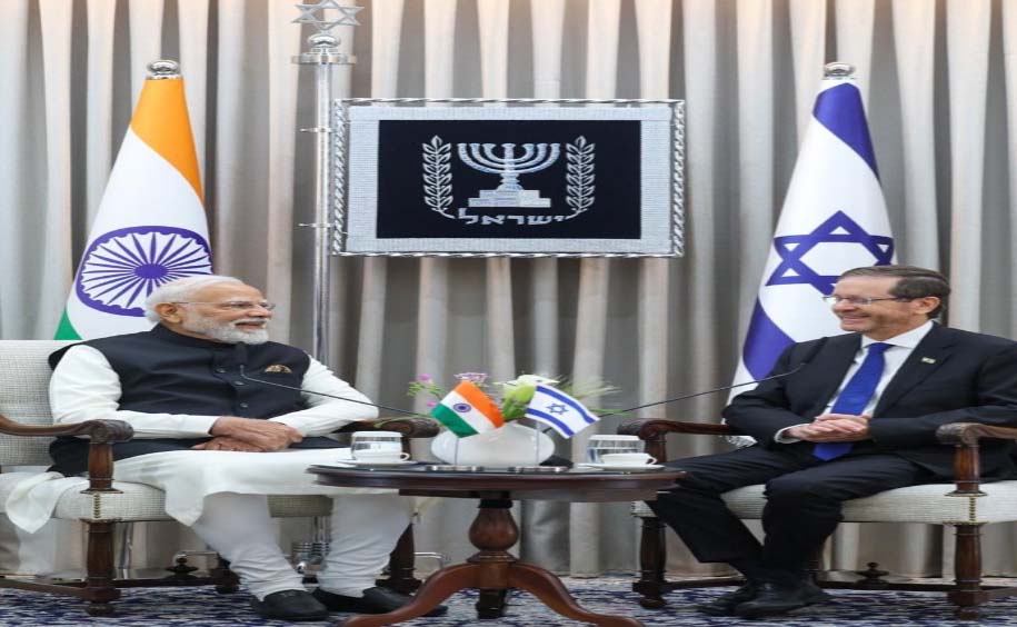 पीएम मोदी ने इजरायली राष्ट्रपति इसाक हर्जोग से की मुलाकात, भारत आने का दिया न्योता पीएम मोदी ने इजरायली राष्ट्रपति इसाक हर्जोग से की मुलाकात, भारत आने का दिया न्योता