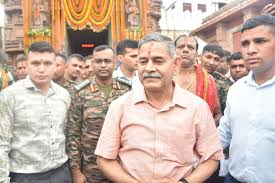 थलसेना प्रमुख ने जगन्नाथ मंदिर में पूजा-अर्चना की थलसेना प्रमुख ने जगन्नाथ मंदिर में पूजा-अर्चना की