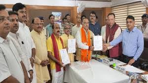 मप्र रास चुनाव : निर्वाचन अधिकारी ने भाजपा के तीनों उम्मीदवारों को निर्विरोध निर्वाचित घोषित किया मप्र रास चुनाव : निर्वाचन अधिकारी ने भाजपा के तीनों उम्मीदवारों को निर्विरोध निर्वाचित घोषित किया