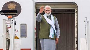 मोदी फ्रांस, स्लोवाकिया की सप्ताह भर की यात्रा पर रवाना, जी7 शिखर सम्मेलन में भाग लेंगे मोदी फ्रांस, स्लोवाकिया की सप्ताह भर की यात्रा पर रवाना, जी7 शिखर सम्मेलन में भाग लेंगे