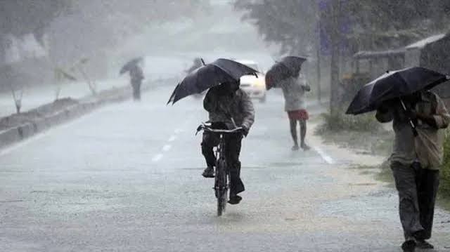 आईएमडी ने ओडिशा में भारी बारिश का पूर्वानुमान किया आईएमडी ने ओडिशा में भारी बारिश का पूर्वानुमान किया