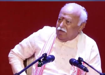 महिलाओं के सक्षम होने का मतलब यह नहीं कि उन पर हर जिम्मेदारी डाल दी जाए: मोहन भागवत महिलाओं के सक्षम होने का मतलब यह नहीं कि उन पर हर जिम्मेदारी डाल दी जाए: मोहन भागवत