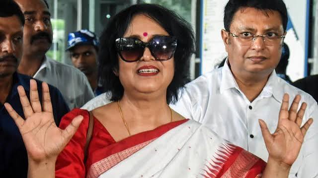 भारत में यूसीसी लागू होना चाहिए, बांग्लादेश व पाकिस्तान में भी ऐसे कानून की जरूरत : तसलीमा भारत में यूसीसी लागू होना चाहिए, बांग्लादेश व पाकिस्तान में भी ऐसे कानून की जरूरत : तसलीमा