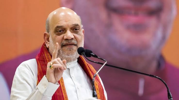 'वंदे मातरम्' के केवल दो अंतरे गाने का कांग्रेस का फैसला 'राष्ट्रविरोधी' : अमित शाह 'वंदे मातरम्' के केवल दो अंतरे गाने का कांग्रेस का फैसला 'राष्ट्रविरोधी' : अमित शाह