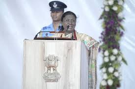 आर्थिक सुदृढ़ता राष्ट्रीय सुरक्षा ढांचे का अभिन्न अंग है : राष्ट्रपति मुर्मू आर्थिक सुदृढ़ता राष्ट्रीय सुरक्षा ढांचे का अभिन्न अंग है : राष्ट्रपति मुर्मू