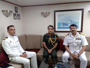 भारतीय नौसेना का जहाज तर्कश स्पेन के कैडीज बंदरगााह पहुंचा