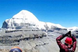कैलाश मानसरोवर यात्रा 2019: 925 यात्रियों ने किए कैलाश के दर्शन, चीन में गाया राष्ट्रगान