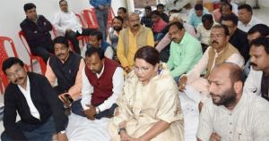 केंद्रीय राज्य मंत्री रेणुका ने स्व. दखलु राम भगत को श्रद्धांजलि अर्पित की