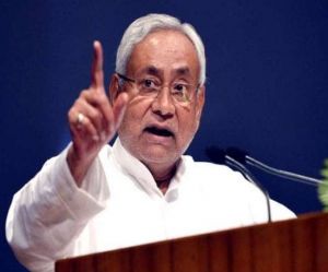 बिहार के निवासी जहां भी फंसे हों वहीं पर उनके भोजन एवं रहने की व्यवस्था की जायेगी-नीतीश