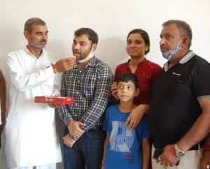 पिता ने हमेशा प्रेरित किया और प्रदीप बन गए यूपीएससी के टॉपर