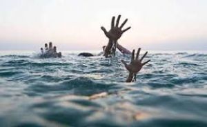  मां अपने दो बच्चों के साथ तालाब में कूदी, बच्चों की मौत