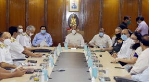 रक्षामंत्री  ने ऑपरेशन समुद्र सेतू और कोरोना वायरस महामारी से निपटने में नौसेना की भूमिका की सराहना की