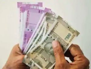 सरकारी कर्मचारियों को त्योहारों पर सौगात, एरियर का ऐलान