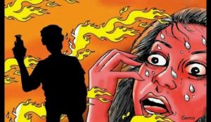  प्रेमी ने प्रेमिका पर फेंका तेजाब, पेट्रोल डालकर जलाने का प्रयास किया!  मौत