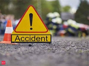अलग-अलग दुर्घटनाओं में चार मरे, 11 घायल