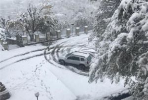 उत्तराखंड के ऊंचाई वाले स्थानों में ताजा बर्फबारी