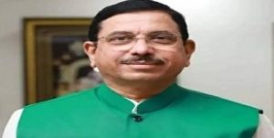 केंद्रीय मंत्री प्रह्लाद जोशी ने कथित मूडा घोटाले के संबंध में कर्नाटक के मुख्यमंत्री सिद्धारमैया के इस्तीफे की मांग की केंद्रीय मंत्री प्रह्लाद जोशी ने कथित मूडा घोटाले के संबंध में कर्नाटक के मुख्यमंत्री सिद्धारमैया के इस्तीफे की मांग की