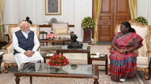 राष्ट्रपति मुर्मु से मिले पीएम मोदी, ‘ऑपरेशन सिन्दूर’ की दी जानकारी 