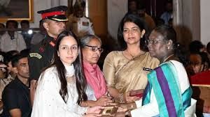 राष्ट्रपति मुर्मू ने छह कीर्ति चक्र, 33 शौर्य चक्र प्रदान किए