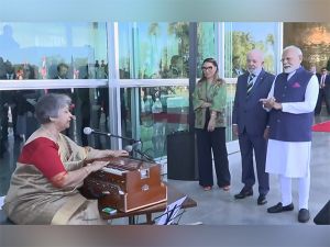 भारत-ब्राजील के सौहार्दपूर्ण संबंध: प्रधानमंत्री मोदी ने ब्रासीलिया में शास्त्रीय संगीत का लिया आनंद
