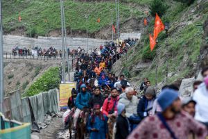 अमरनाथ यात्रा : अब तक 1.63 लाख श्रद्धालुओं ने किए बाबा बर्फानी के दर्शन, चरम पर आस्था का उत्साह