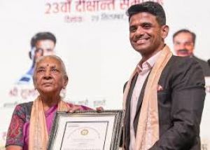 अंतरिक्ष यात्री शुभांशु शुक्ला को प्रदान की गयी डॉक्टरेट की मानद उपाधि