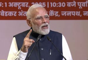 आरएसएस के शताब्दी समारोह में पीएम मोदी ने कहा– ‘संघ की 100 वर्षों की यात्रा त्याग, अनुशासन और राष्ट्रसेवा की मिसाल’ आरएसएस के शताब्दी समारोह में पीएम मोदी ने कहा– ‘संघ की 100 वर्षों की यात्रा त्याग, अनुशासन और राष्ट्रसेवा की मिसाल’