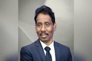 शिरीष चंद्र मुर्मू ने आरबीआई के डिप्टी गवर्नर का पदभार संभाला शिरीष चंद्र मुर्मू ने आरबीआई के डिप्टी गवर्नर का पदभार संभाला