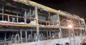 चलती बस में आग लगी, 20 यात्री जिंदा जले चलती बस में आग लगी, 20 यात्री जिंदा जले