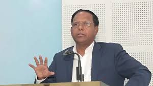 सार्वजनिक बैंकों ने ऋण वृद्धि में निजी बैंकों को पीछे छोड़ाः डीएफएस सचिव