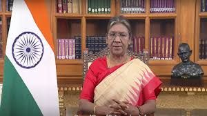 समाज में एकता और सहयोग का संदेश देती है छठ पूजा: राष्ट्रपति मुर्मू समाज में एकता और सहयोग का संदेश देती है छठ पूजा: राष्ट्रपति मुर्मू