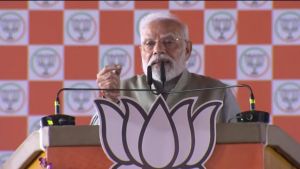 जो लोग आस्था का सम्मान नहीं कर सकते, वे आस्था स्थलों का विकास नहीं कर सकते: पीएम मोदी जो लोग आस्था का सम्मान नहीं कर सकते, वे आस्था स्थलों का विकास नहीं कर सकते: पीएम मोदी