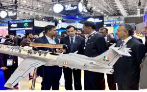 दुबई एयर शो: इंडिया पवेलियन में भारत की शक्ति दर्शाती ब्रह्मोस मिसाइल