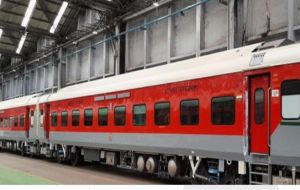 आधुनिकीकरण की दिशा में भारतीय रेलवे, 11 सालों में 42 हजार 600 से अधिक एलएचबी कोचों का किया निर्माण आधुनिकीकरण की दिशा में भारतीय रेलवे, 11 सालों में 42 हजार 600 से अधिक एलएचबी कोचों का किया निर्माण