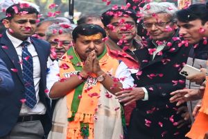 राष्ट्रीय कार्यकारी अध्यक्ष बनने के बाद पहली बिहार यात्रा पर नितिन नबीन, स्वागत में उमड़ा जनसैलाब राष्ट्रीय कार्यकारी अध्यक्ष बनने के बाद पहली बिहार यात्रा पर नितिन नबीन, स्वागत में उमड़ा जनसैलाब