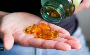 विटामिन सी की कमी बन सकती है गंभीर बीमारियों की वजह, जानें इसके लक्षण और लाभ