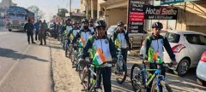 भारत-पाकिस्तान युद्ध की हीरक जयंती पर सेना की टाइगर डिवीजन ने 1,212 किमी साइकिल यात्रा पूरी की भारत-पाकिस्तान युद्ध की हीरक जयंती पर सेना की टाइगर डिवीजन ने 1,212 किमी साइकिल यात्रा पूरी की