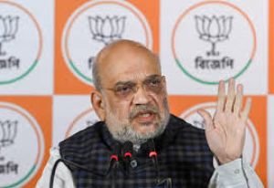 चुनावी लाभ के लिए ममता घुसपैठ को बढ़ावा दे रही हैं, बंगाल की जनसांख्यिकी बदली : शाह चुनावी लाभ के लिए ममता घुसपैठ को बढ़ावा दे रही हैं, बंगाल की जनसांख्यिकी बदली : शाह