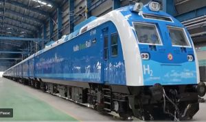 देश की पहली हाइड्रोजन ट्रेन बन कर तैयार, पटरी पर उतारने से पहले शुरू किए गए अंतिम परीक्षण